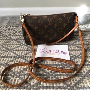 Louis Vuitton Pochette Accessoires